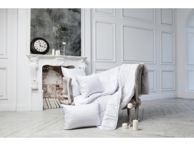 FWN-06440 Одеяло CAMEL FAMILIE WOOL всесезонное 200х220